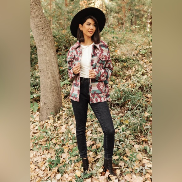 Aztec Print Oversized Button Down Shacket Shirt Jacket, Size XS, NWT, 143 Story - Picture 6 of 6